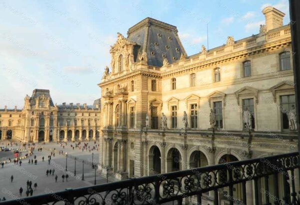 Le Louvre Paris 1
